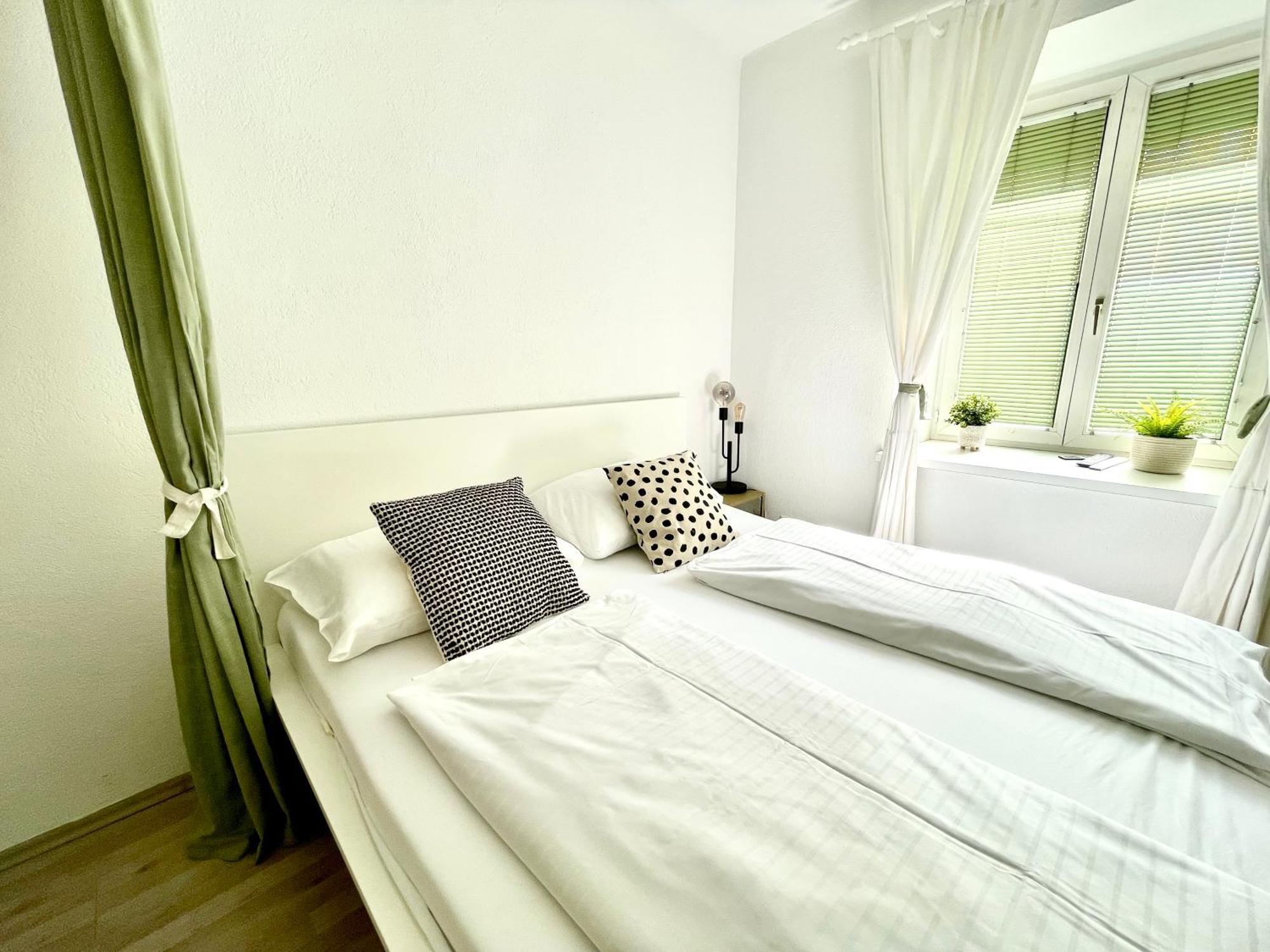 Contactless Self-Check-In - City Apartment Zum Wohlfuehlen Ans16 Graz Exterior photo
